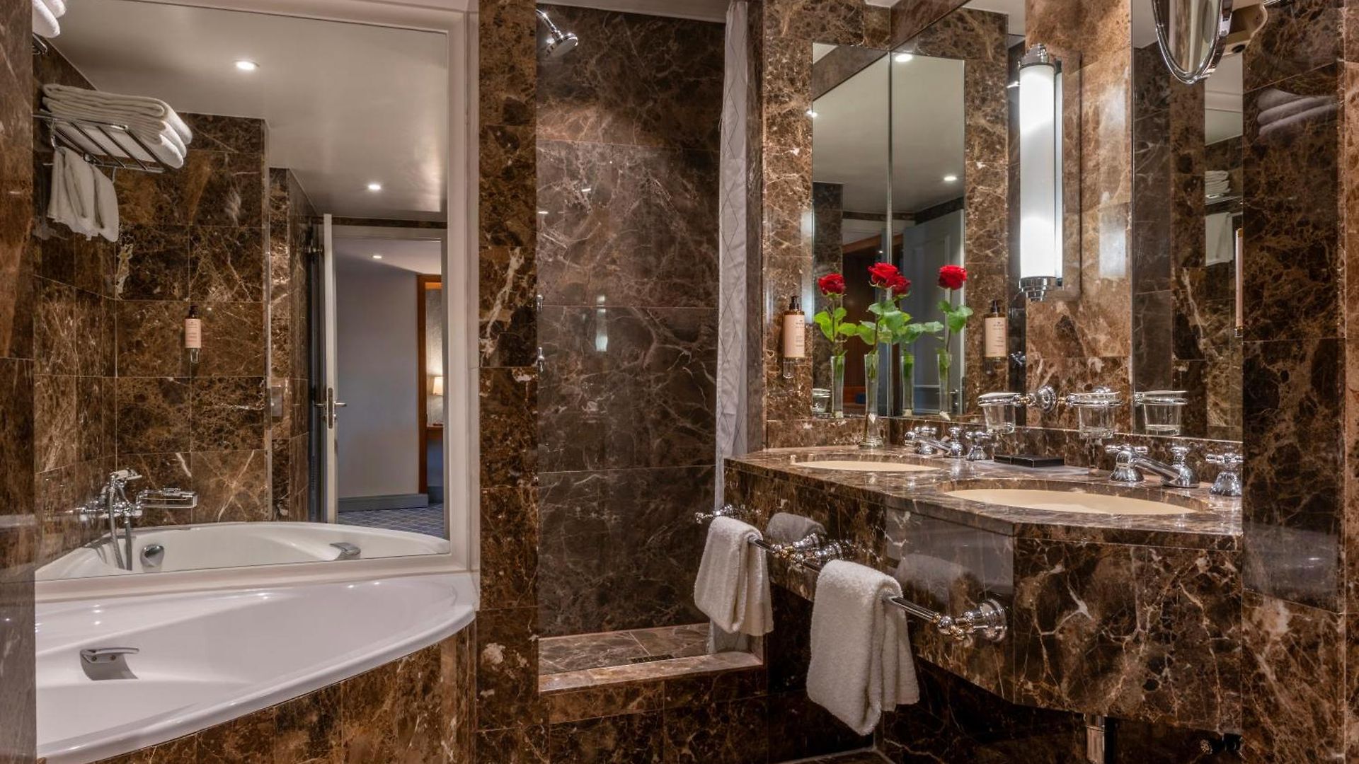 Hotel Warwick Grand-place 4*