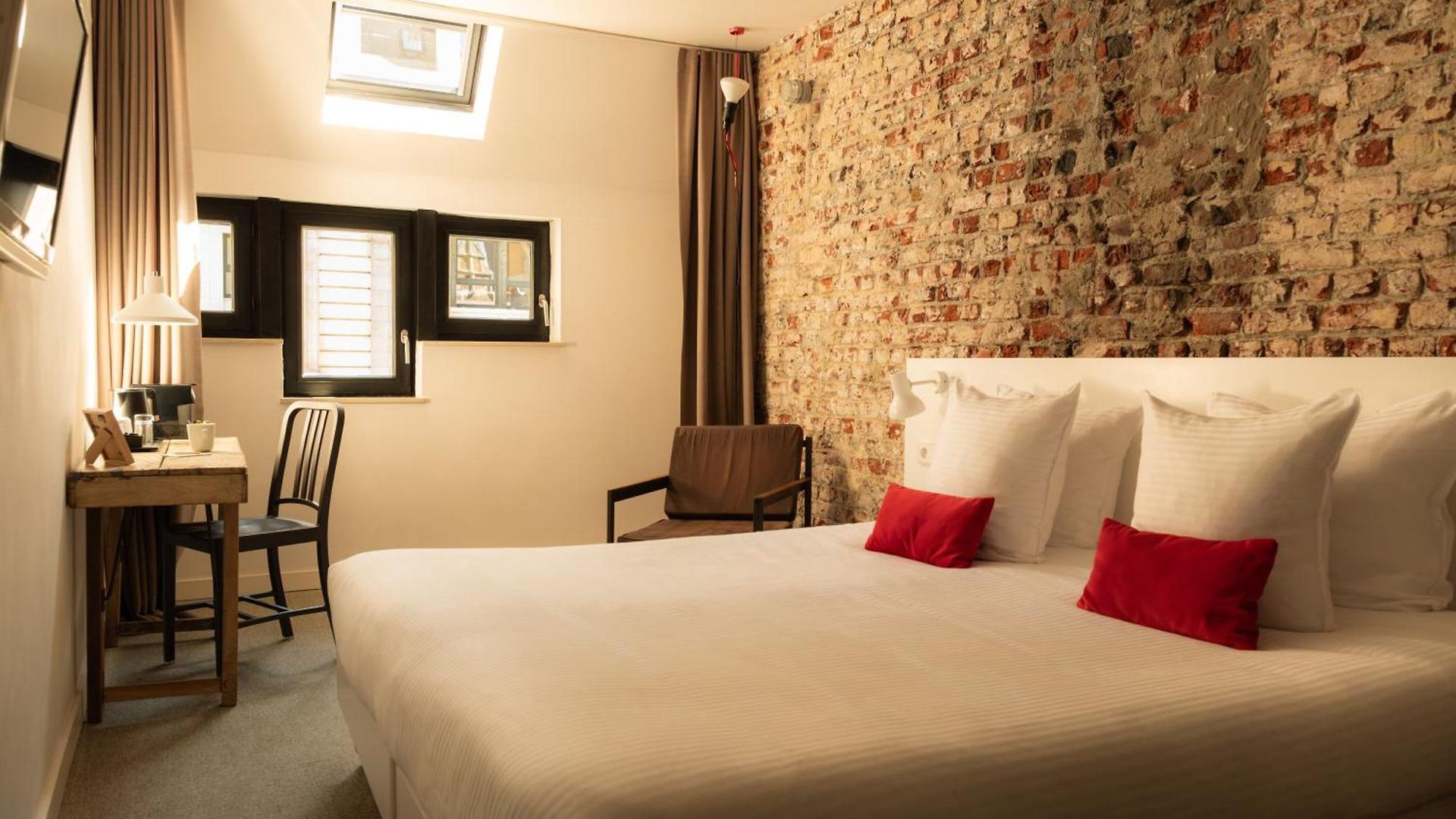 Hotel 9hotel 3*