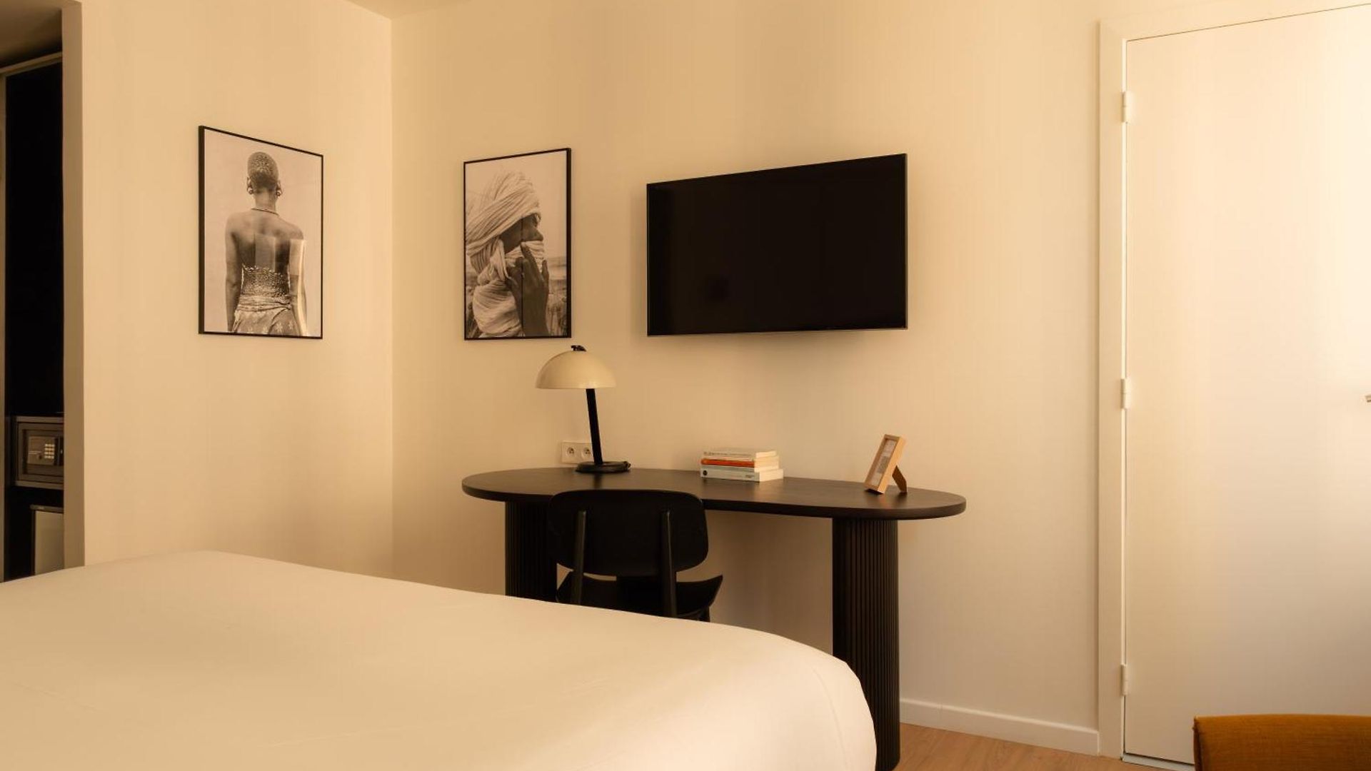 9hotel Sablon Hotel 4*