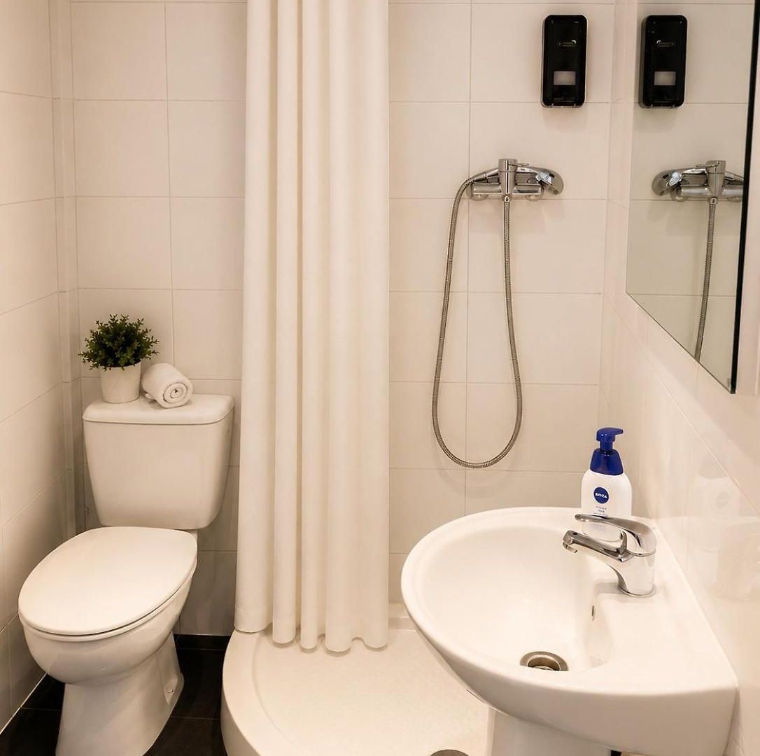Centerstay Apartment