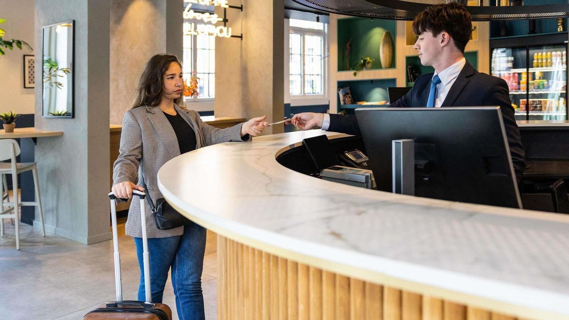Hotel Novotel Off Grand Place 4*