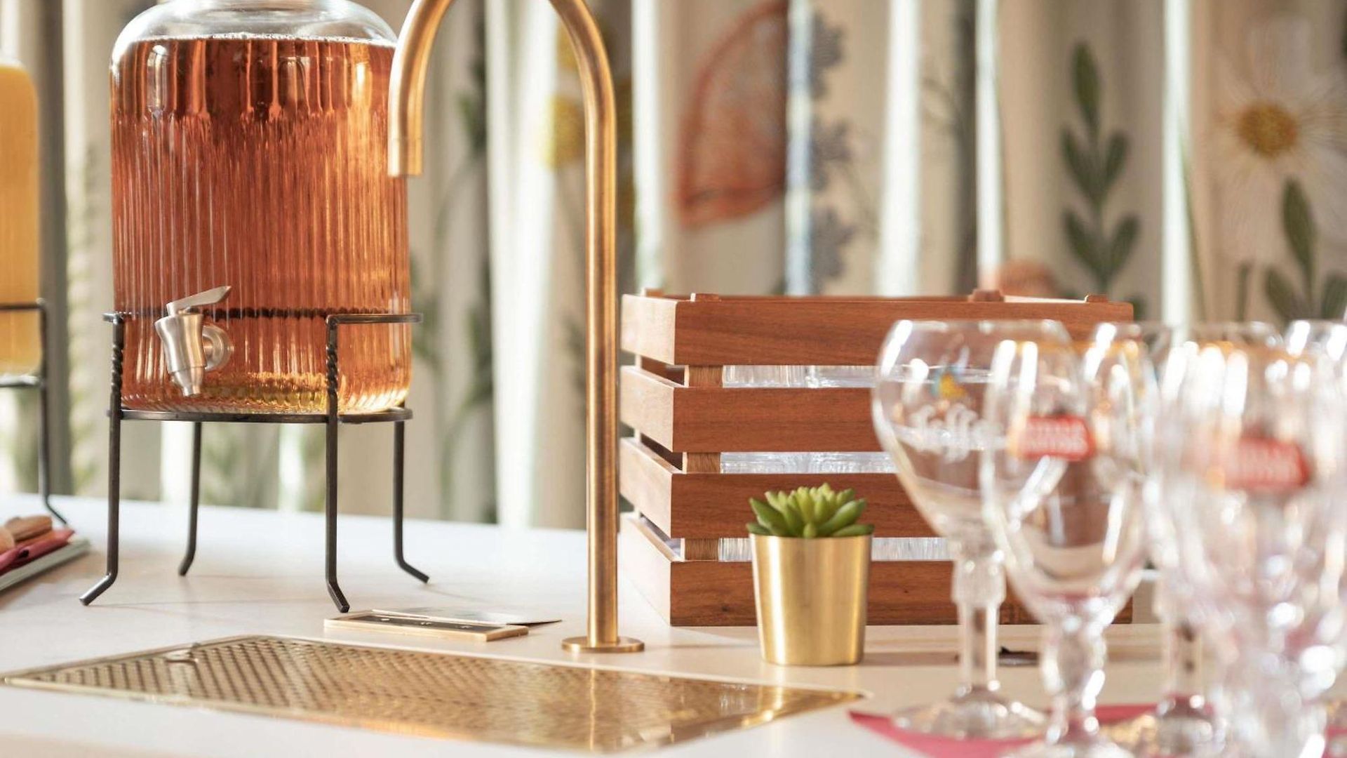 Novotel Off Grand Place 4*