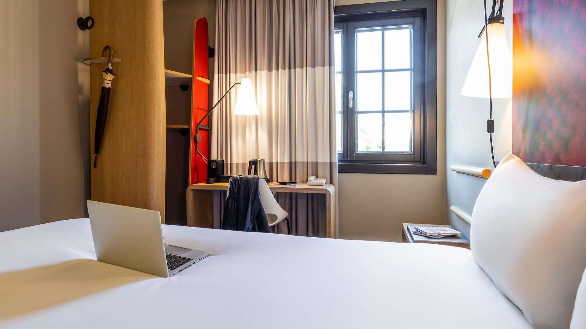 Hotel Ibis Off Grand'place 3*