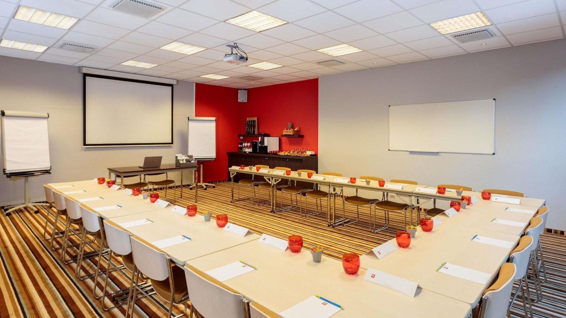 Hotel Ibis Centre 3*