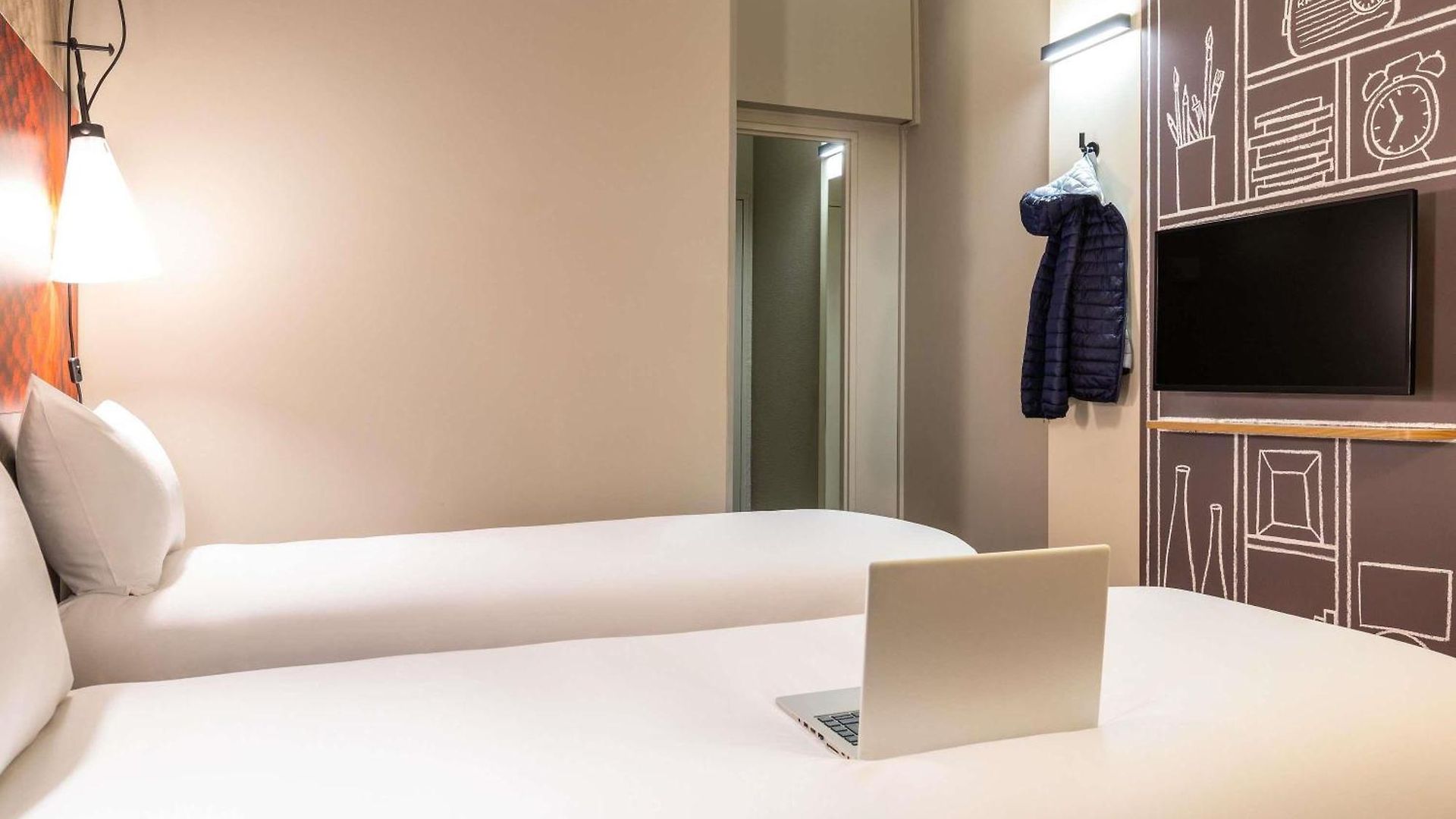 Ibis Off Grand'place 3*