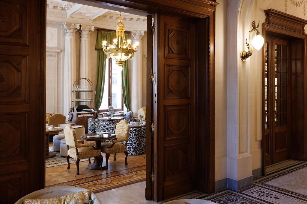 Hotel Fleur De 4*
