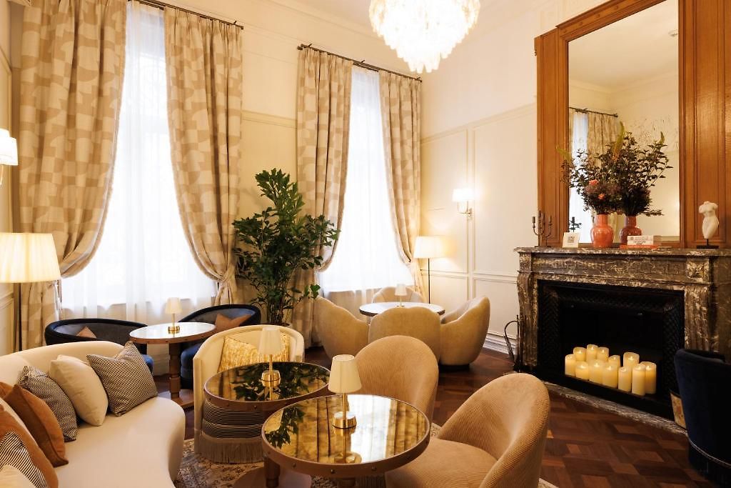Hotel Fleur De 4*