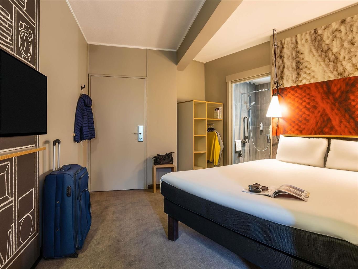 Hotel Ibis Off Grand'place 3*