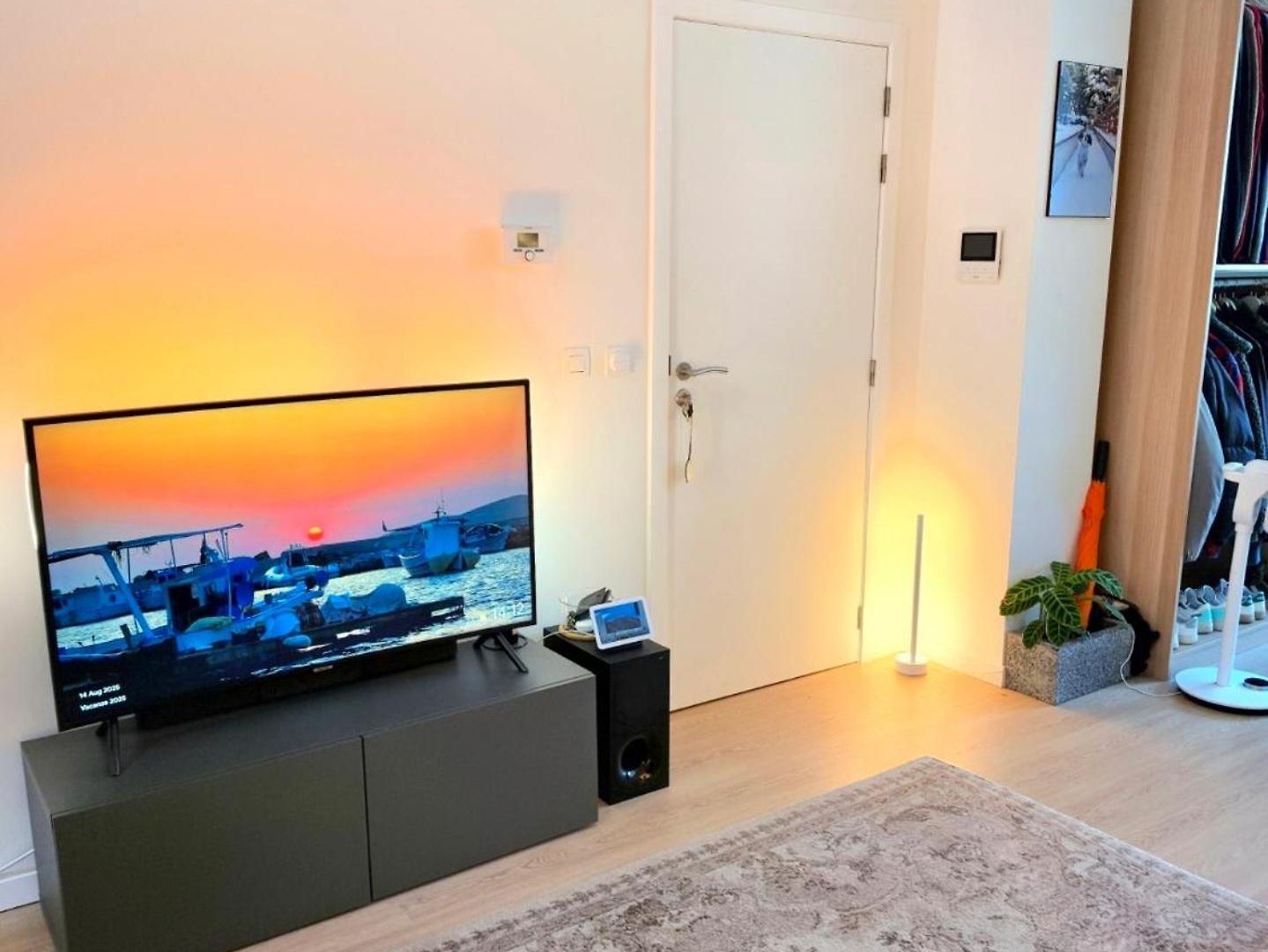 Apartment Smart Floor *