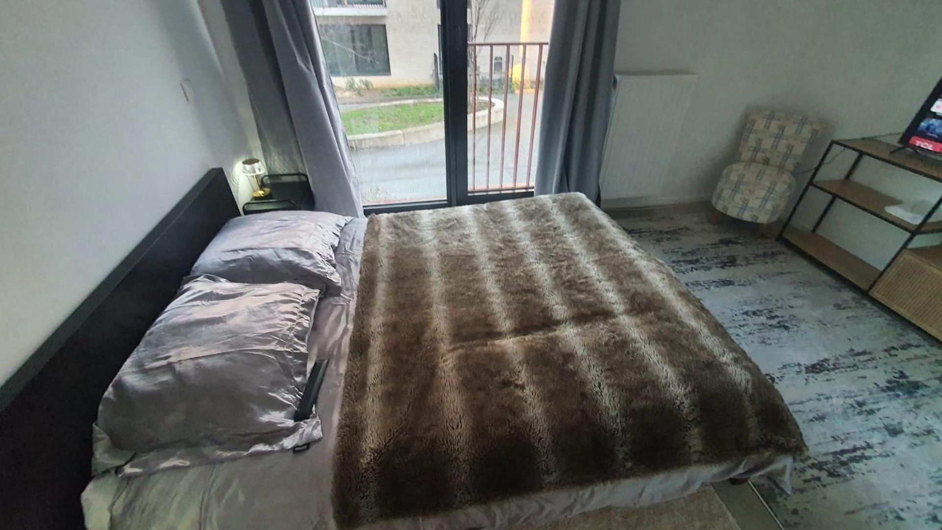 Homestay Collocation En Metro Erasme Salle De Bain Et Toilettes A Partage