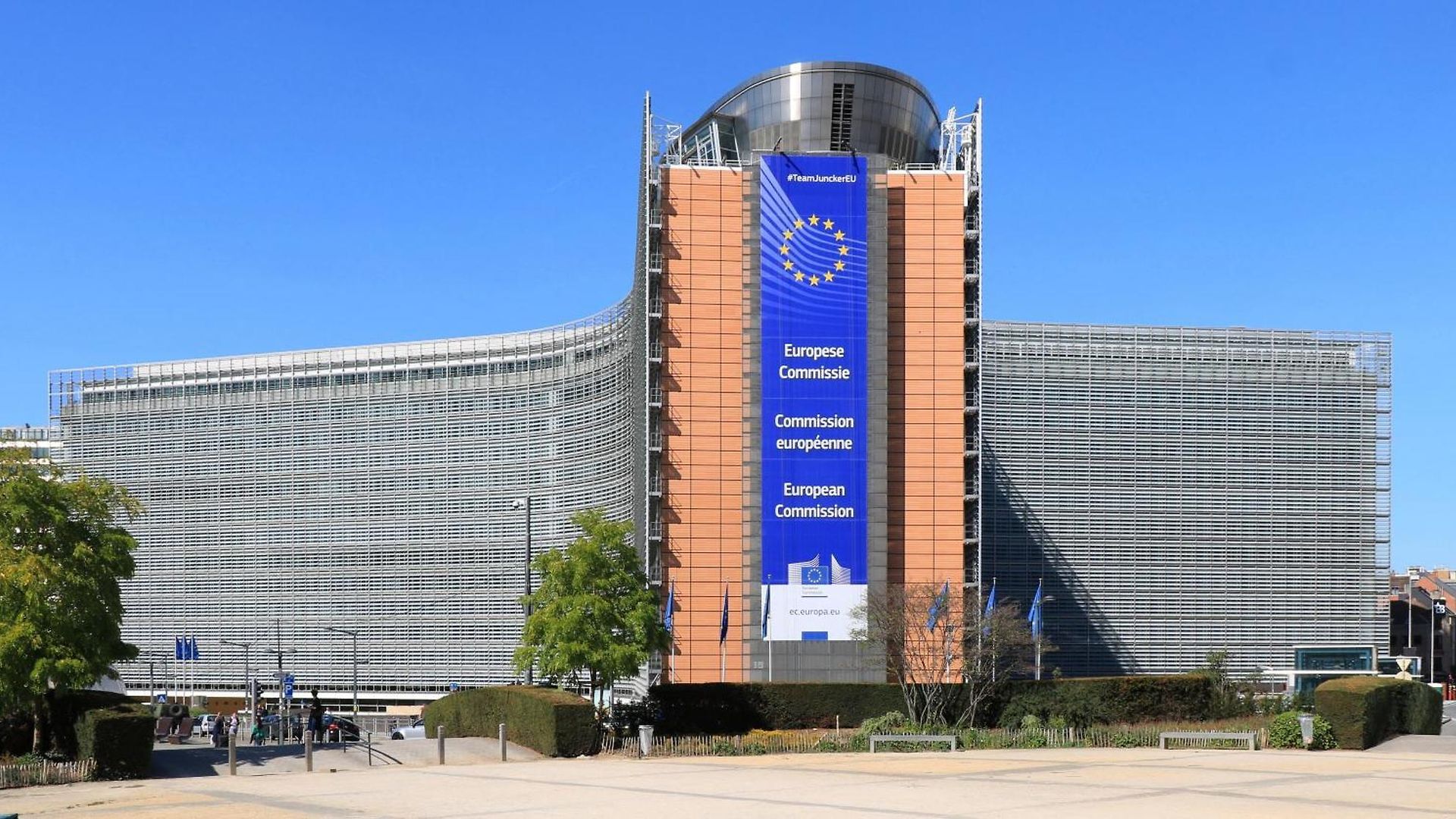 Modern Executive In The Eu Quarter Heart In *