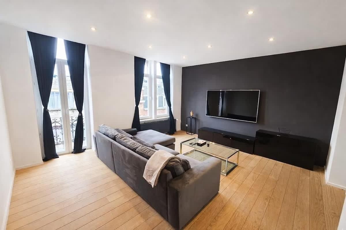 Luxury Triplex Stylish 2br In * Brussels