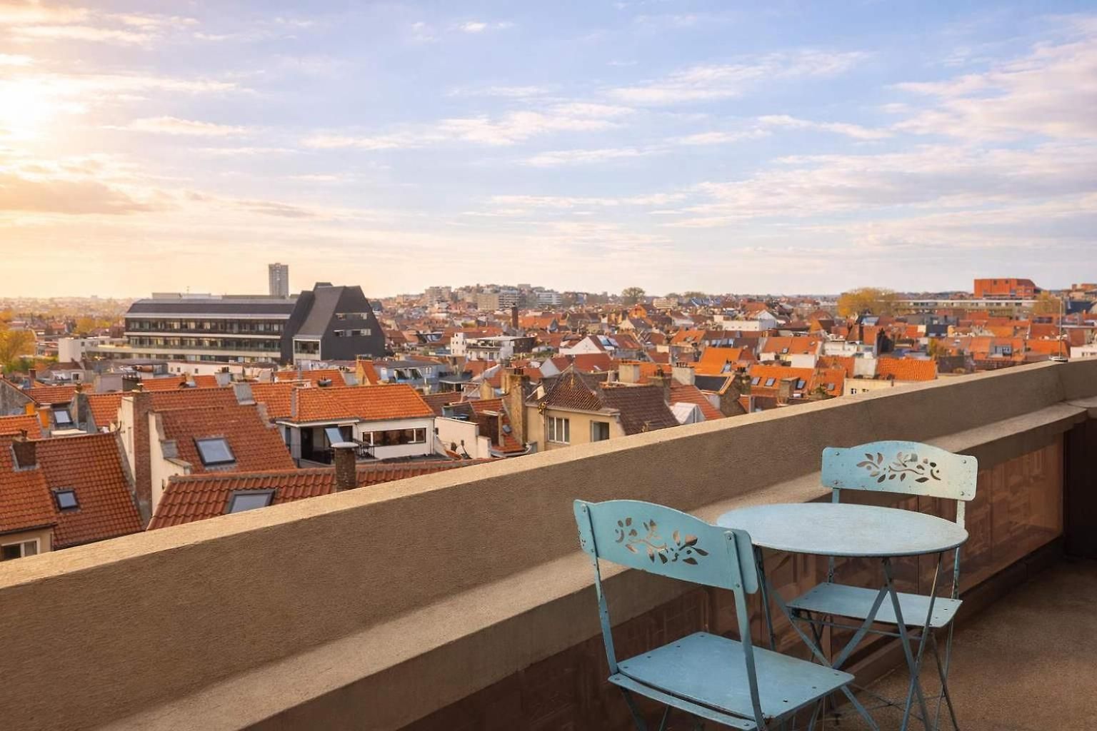 Stylish In Eu District Stunning Views Apartment *