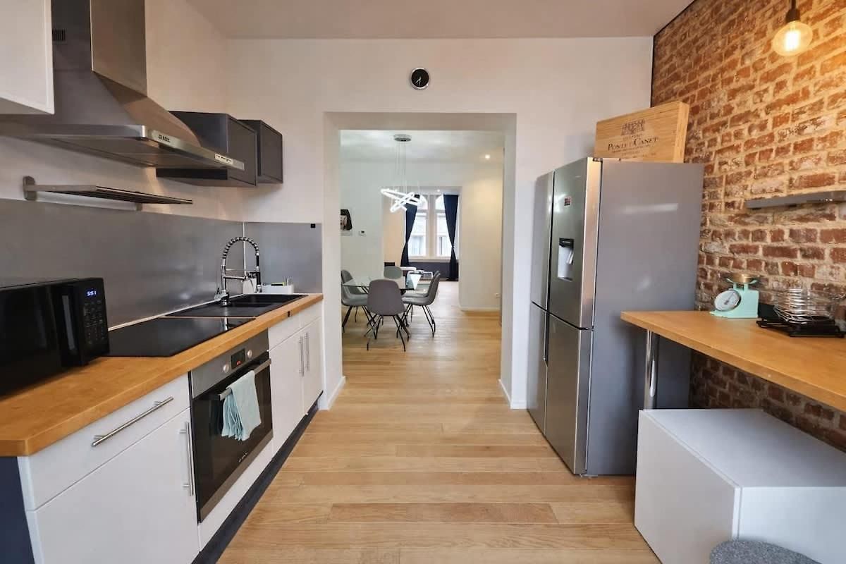 Apartment Luxury Triplex Stylish 2br In *