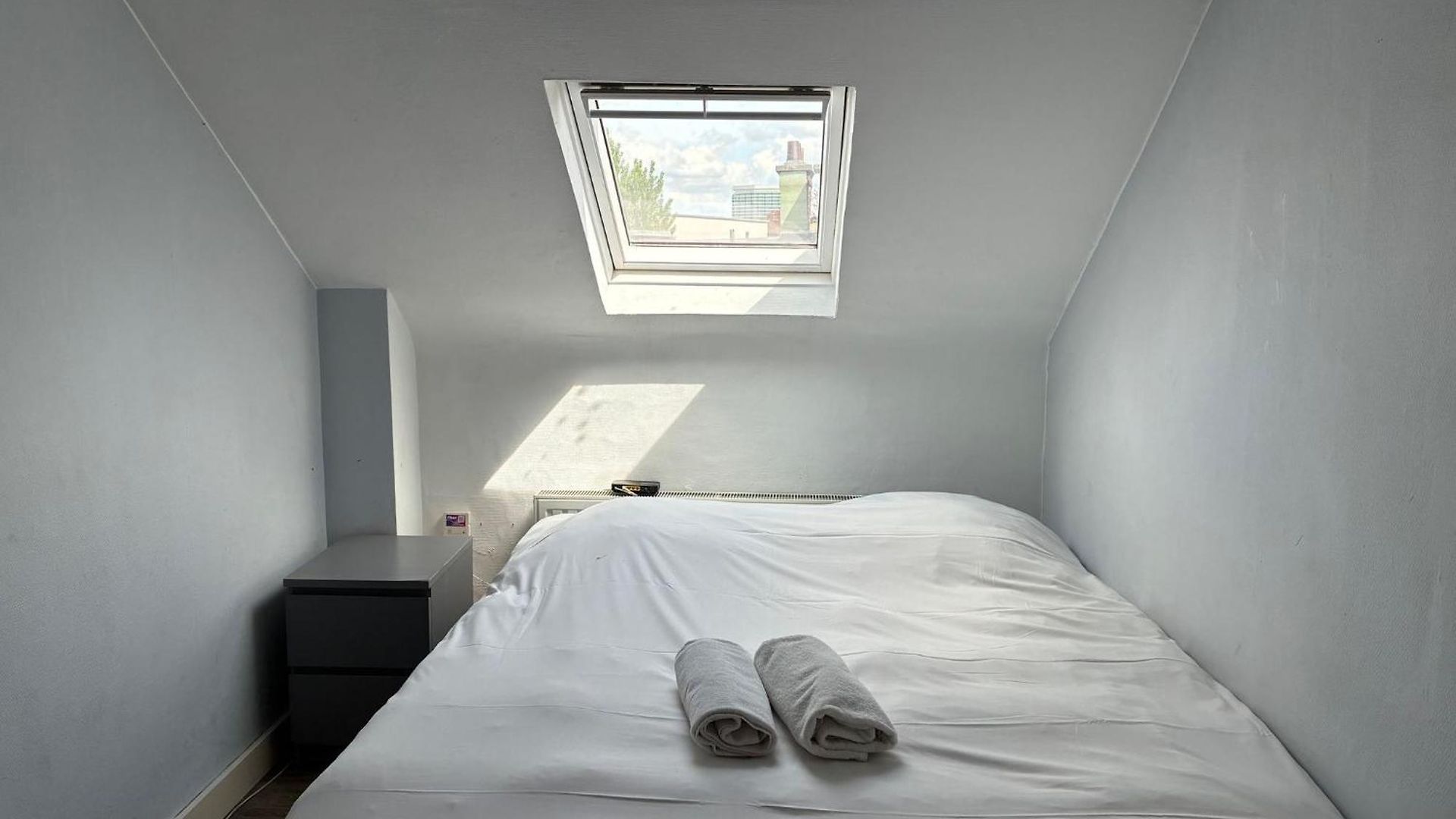 Spacious Luxury In Saint-gilles Near Ixelles Fast Transport Apartment