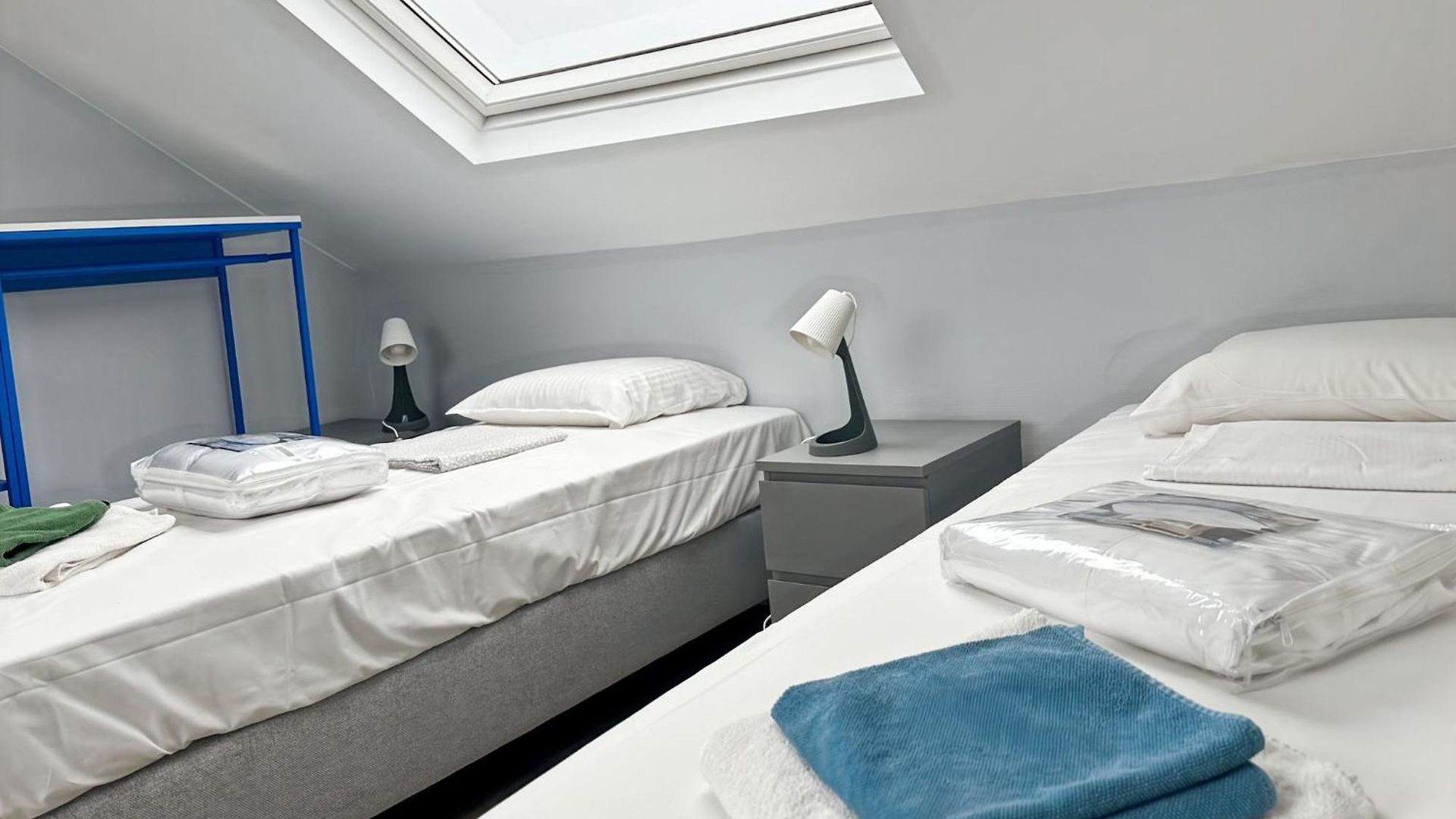 Spacious Luxury In Saint-gilles Near Ixelles Fast Transport Apartment Brussels