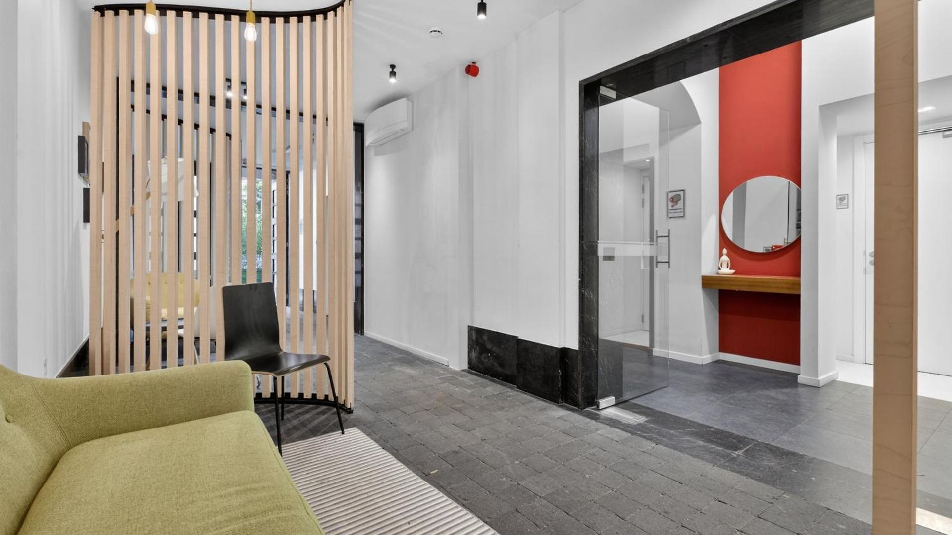 Stephanie By Reside Apartment