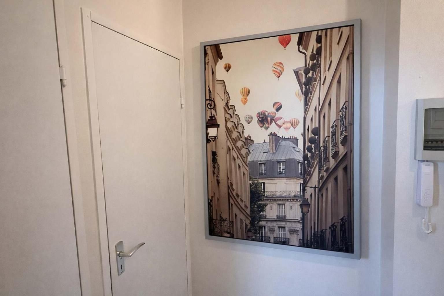 Apartment Stylish In Eu District Stunning Views *