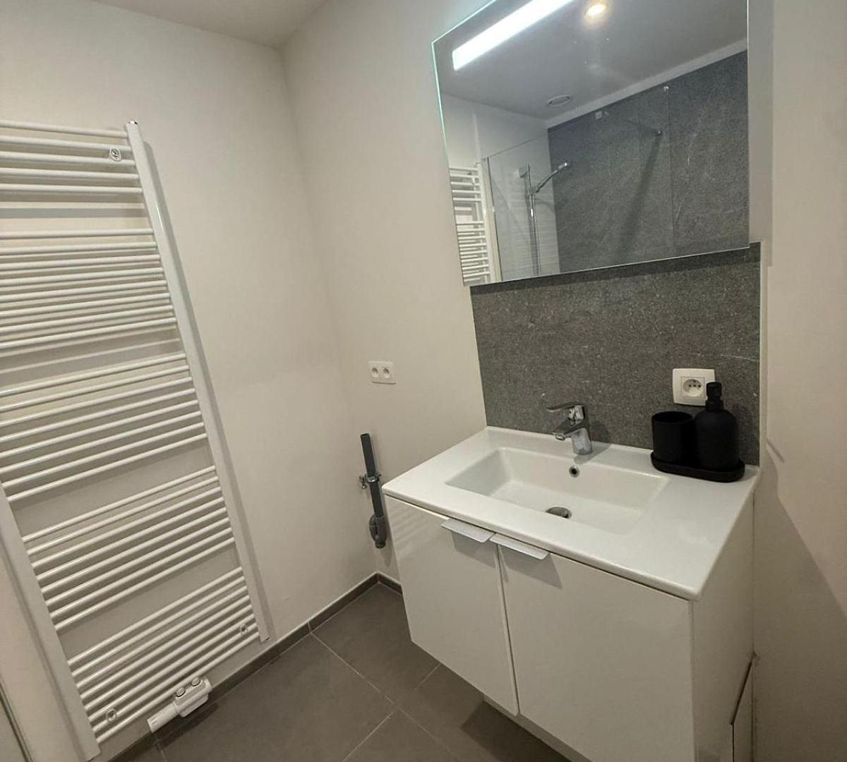 Modern Executive In The Eu Quarter Heart In Apartment Brussels