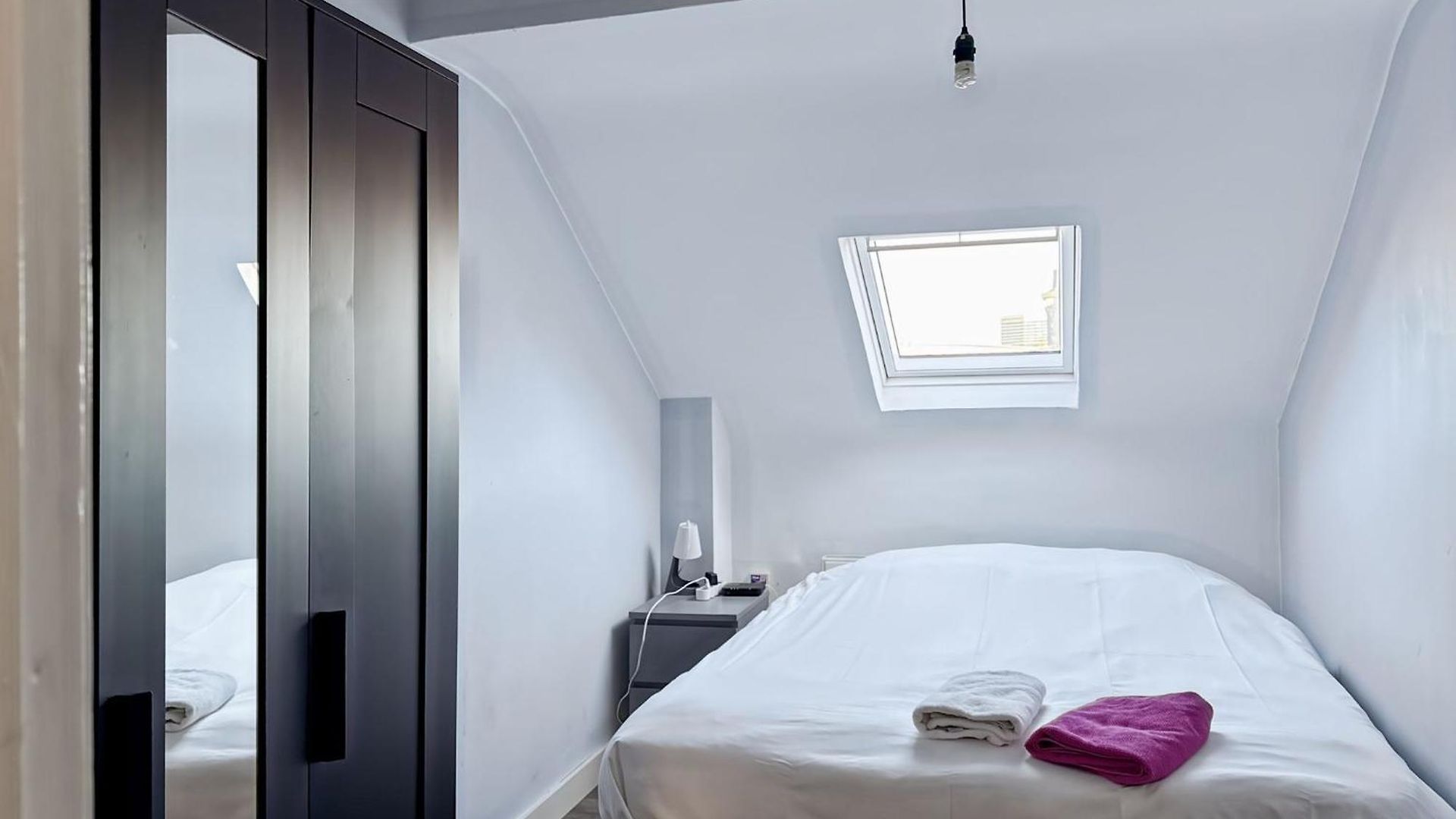 Spacious Luxury In Saint-gilles Near Ixelles Fast Transport Apartment Brussels