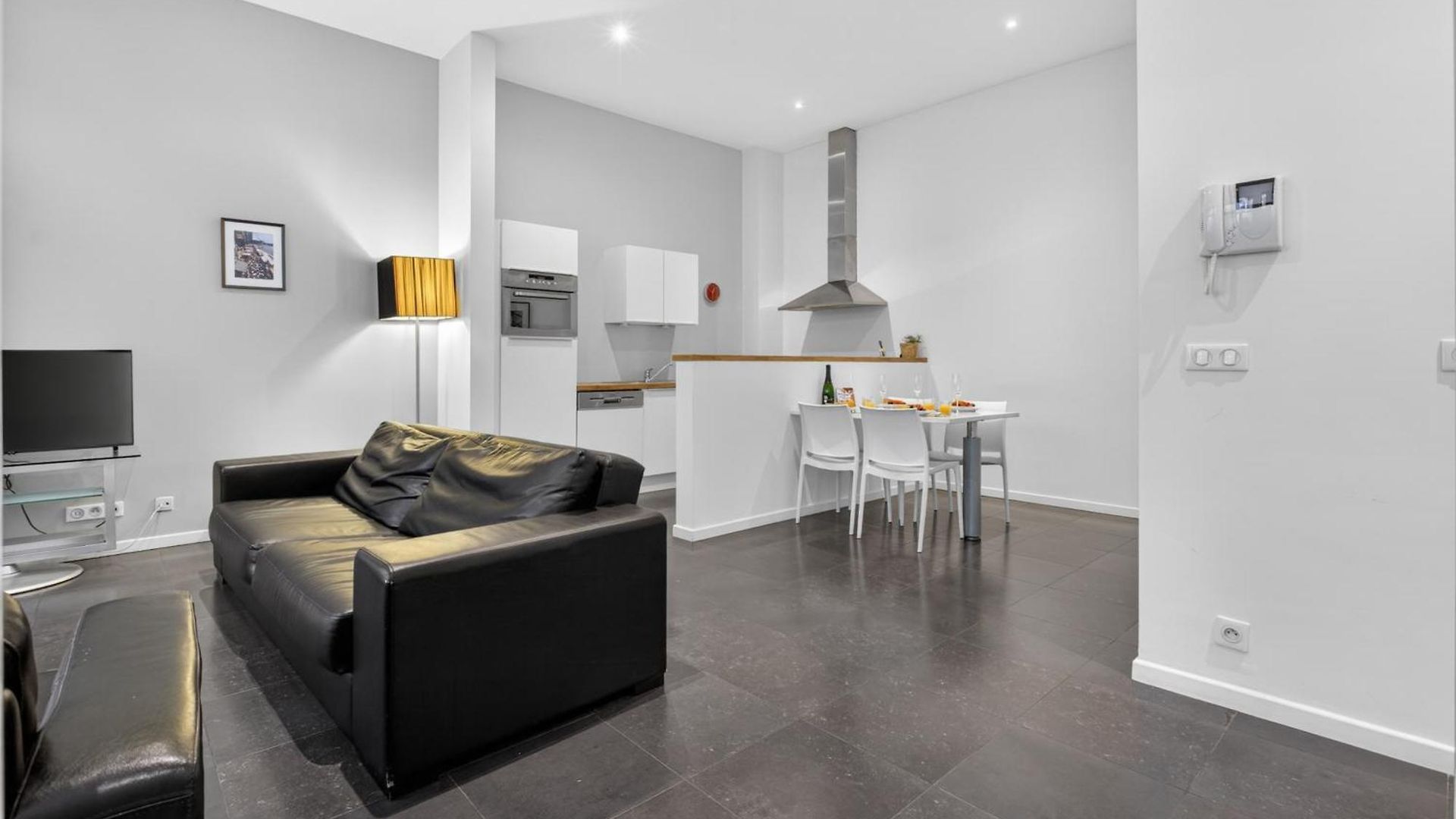 Stephanie By Reside Apartment Brussels