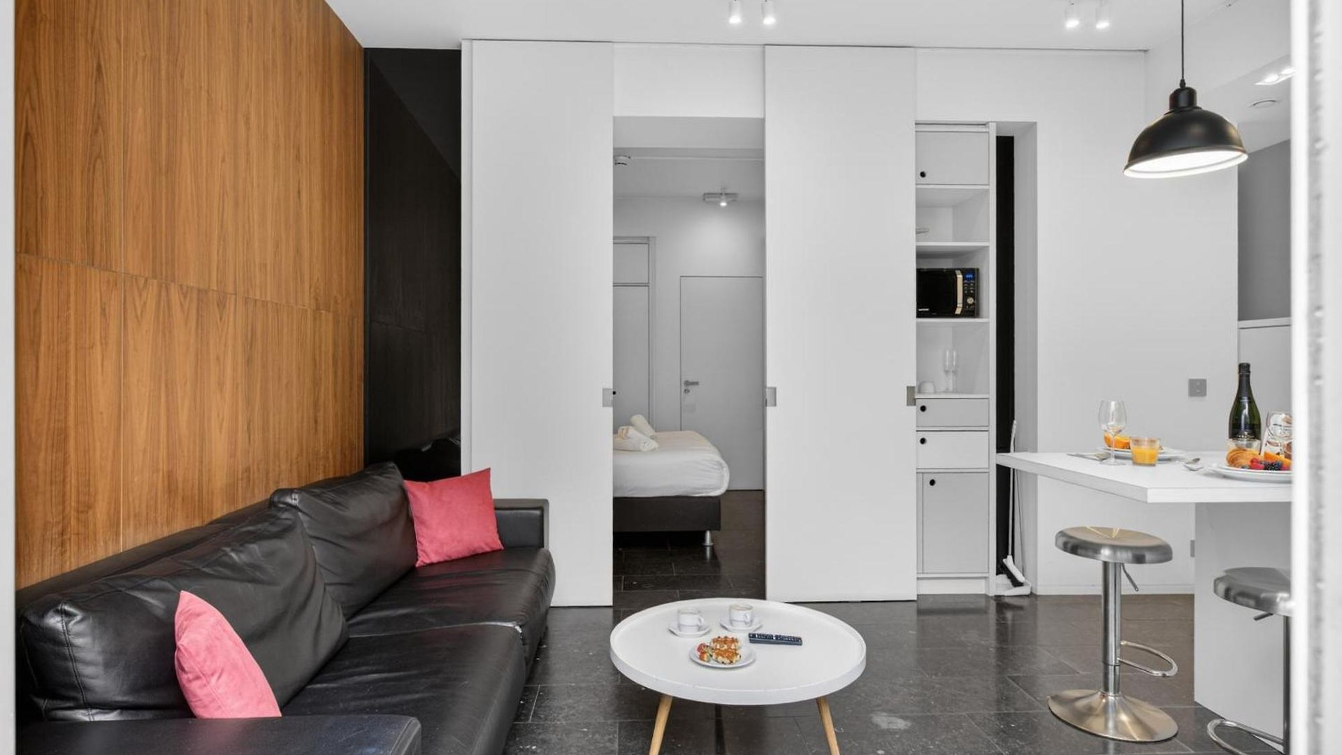 Stephanie By Reside * Brussels