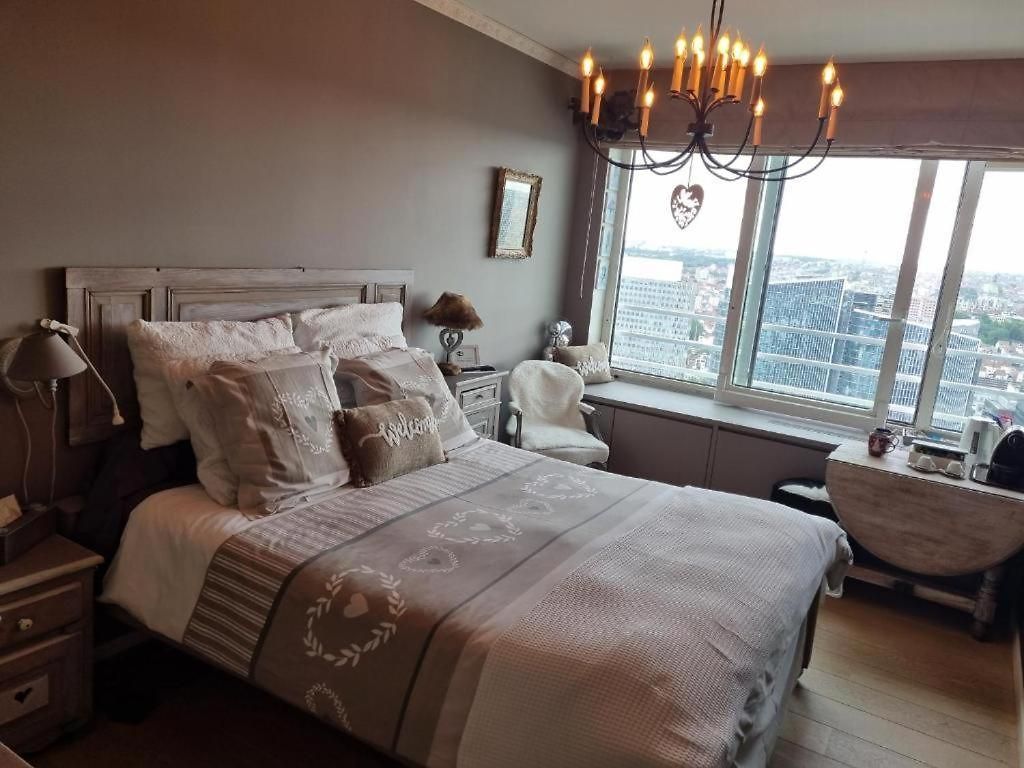 Romantics Rooms In Brussels Sky Brussels
