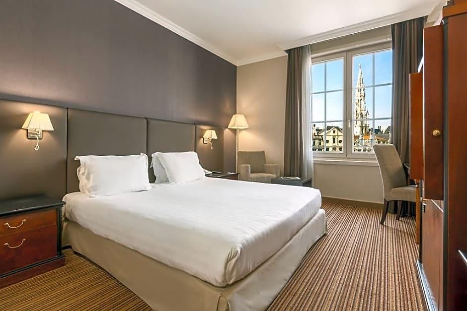 Nh Carrefour De L'europe Hotel