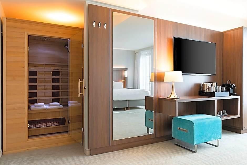 Courtyard By Marriott Eu 4*