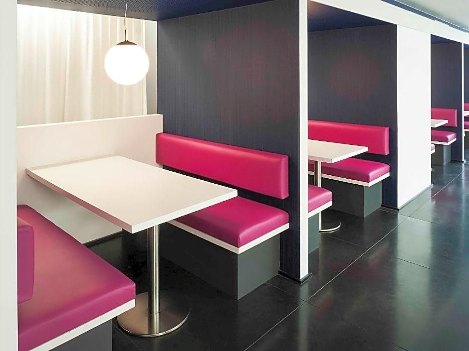 Ibis Styles Louise Hotel 3*