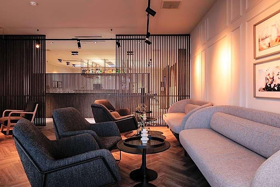 Hotel Pillows Centre 4*