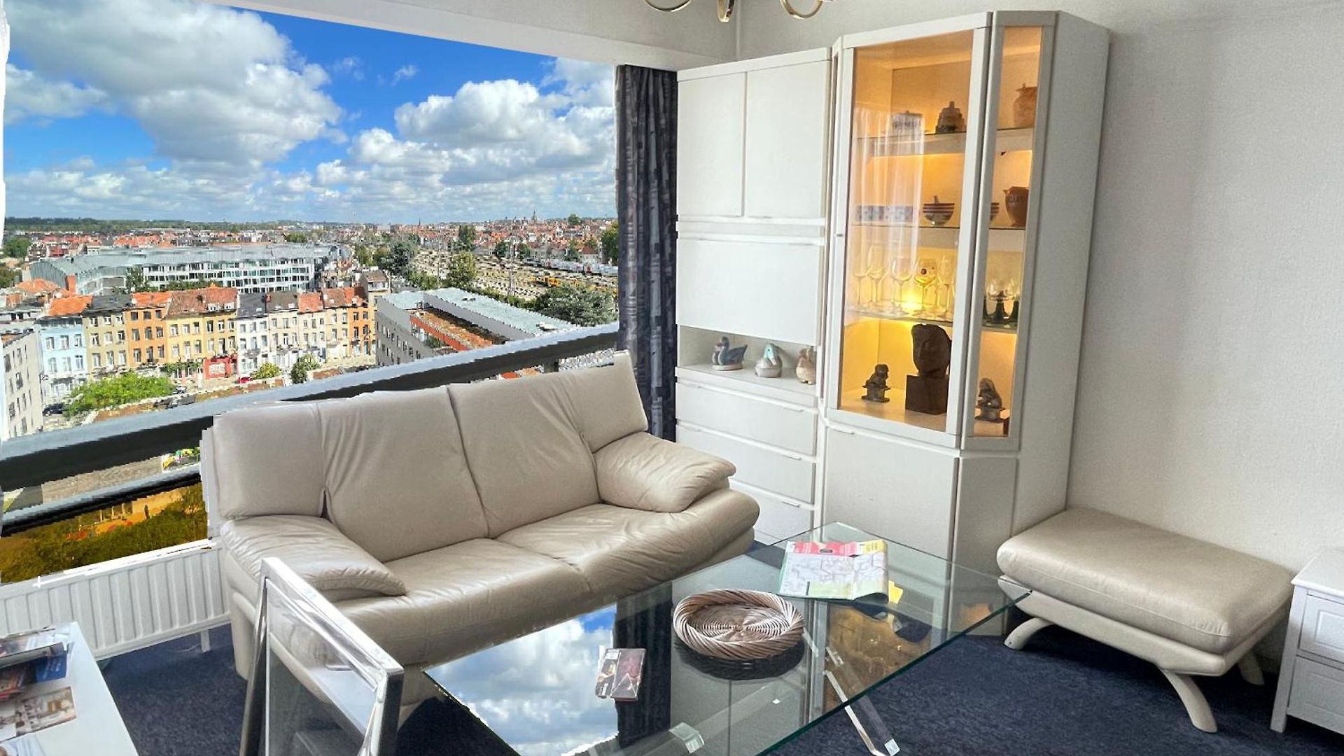 Appartement - - - - - Au Sixieme Ciel - - - - - Brussel
