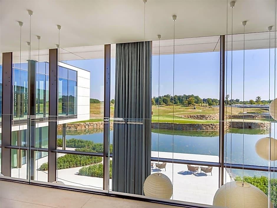 Radisson Collection Hotel, The National