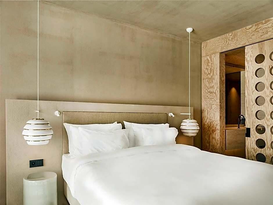 Radisson Collection Hotel, The National Hotel 4*