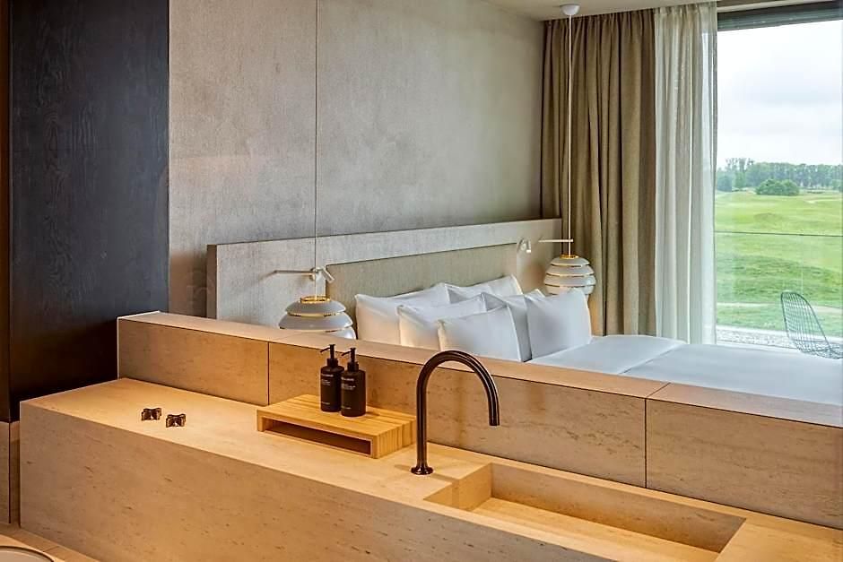 Radisson Collection Hotel, The National Hotel