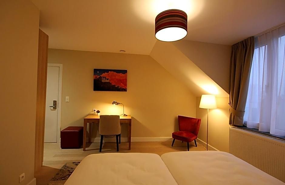 Hotel Hooome 3*