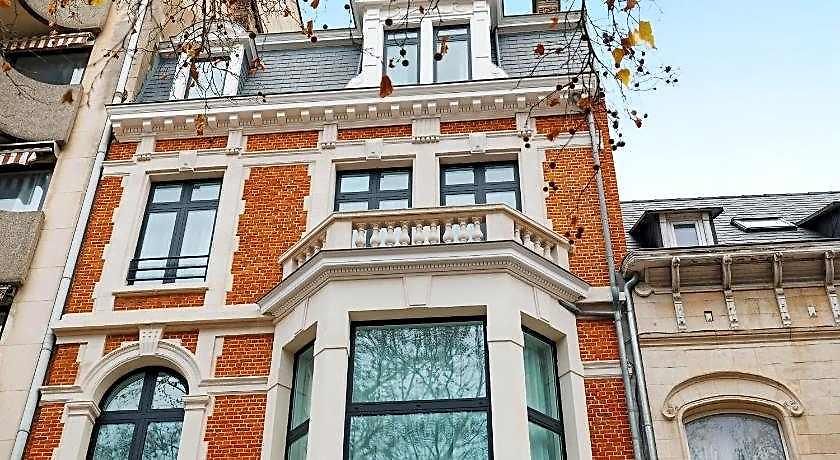 Whitlock16 - Luxe - Hotel