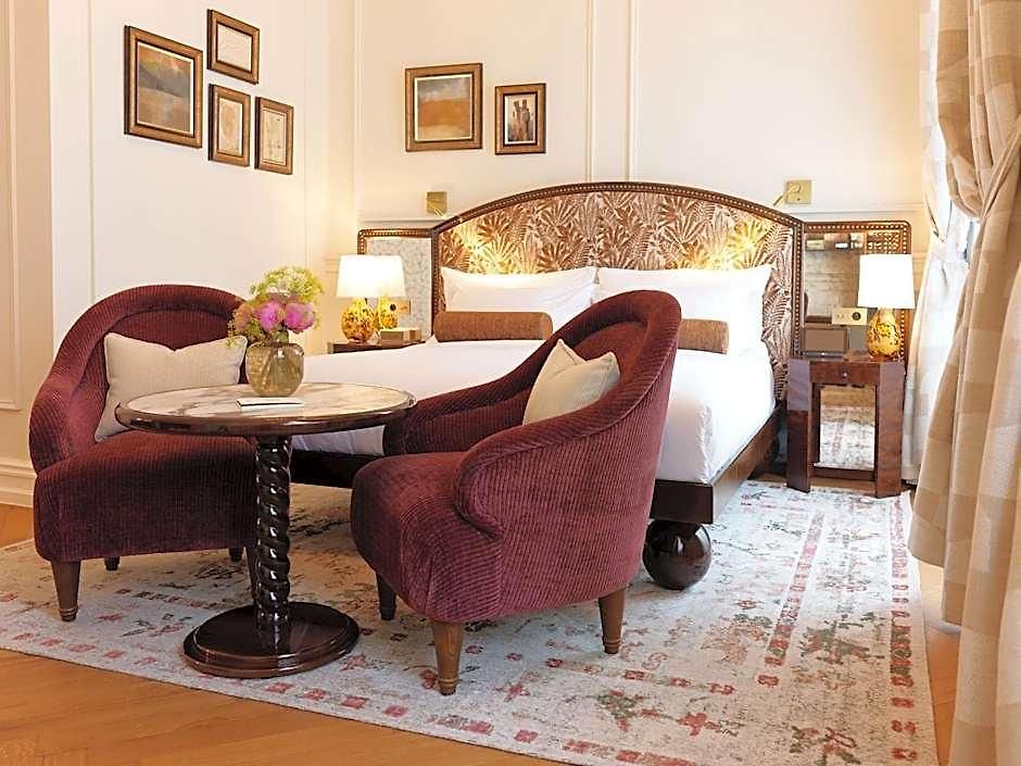 Fleur De Hotel 4*