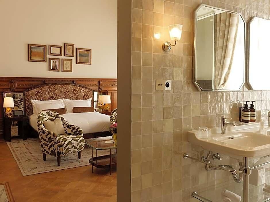 Hotel Fleur De 4*