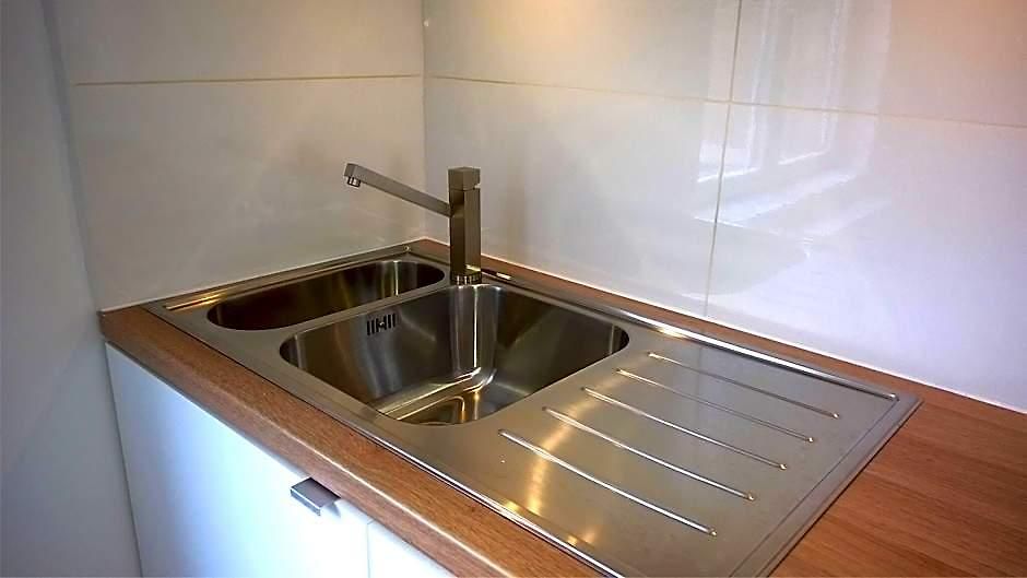 Hotel Bijna Wit, Nabij Trein, Metro Reg.nr 330162-412 4*