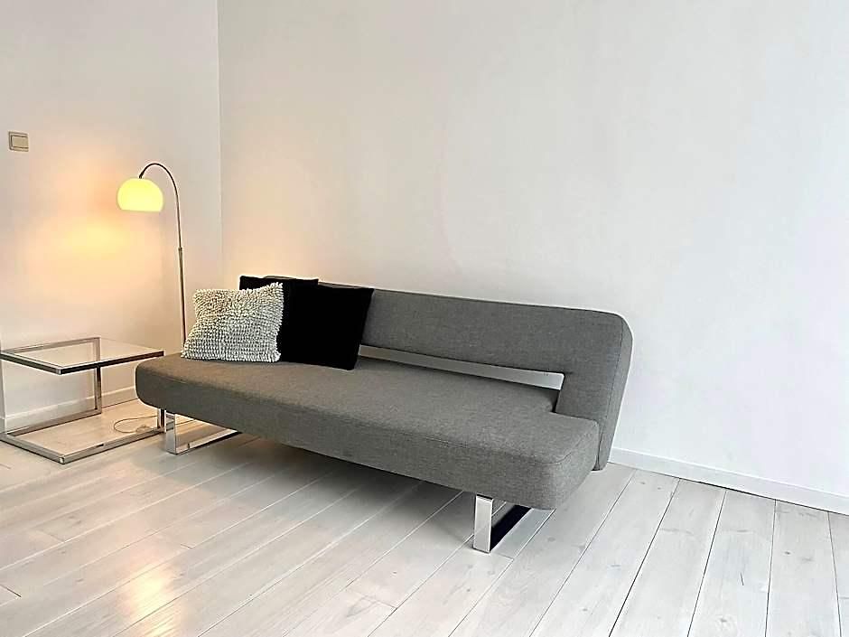 Hotel Wit Ii, Nabij Metro, 330162-412 Brussels