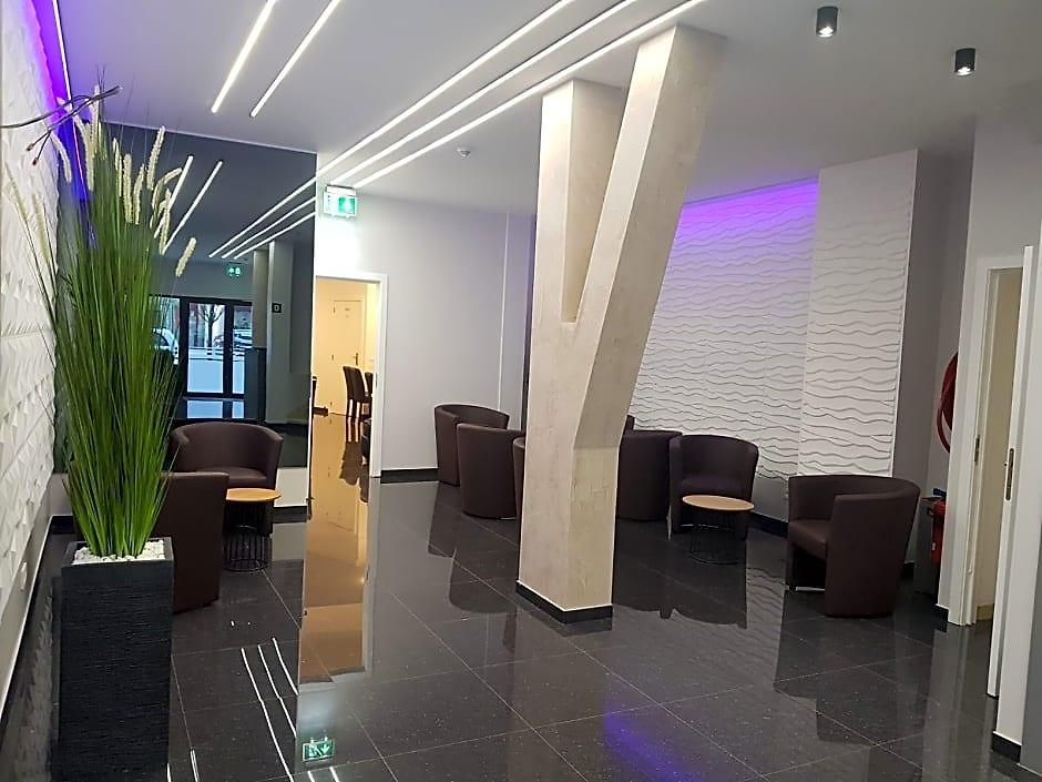 Center Hotel 3*