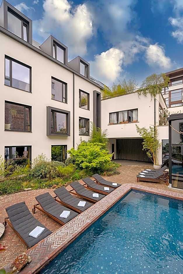 Latroupe Jardin Secret 3* Brussels