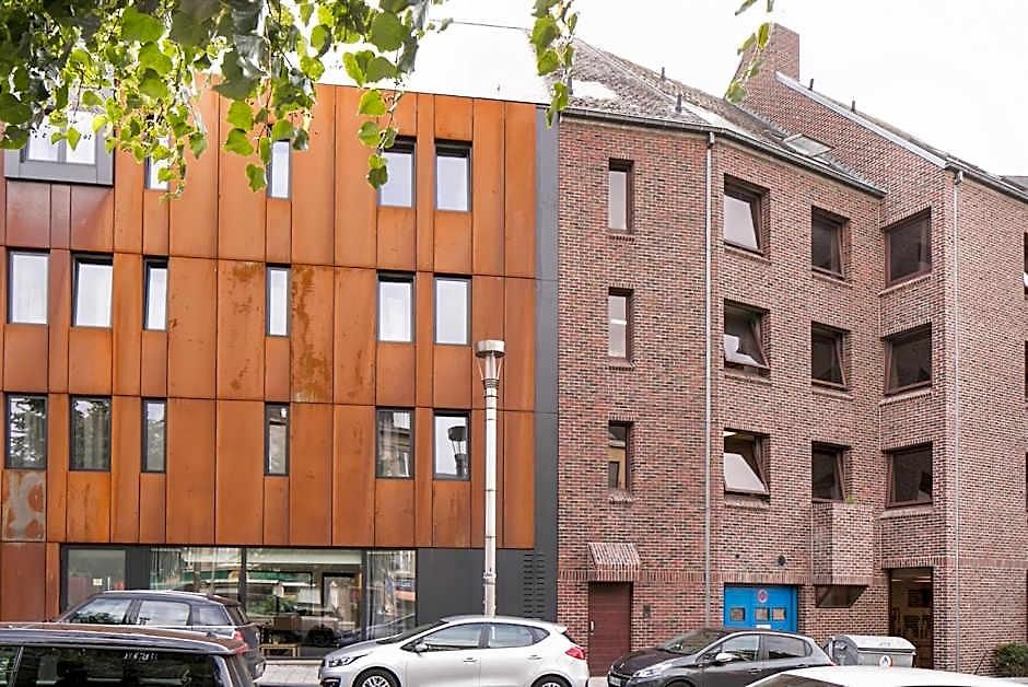 Bruegel Hostel