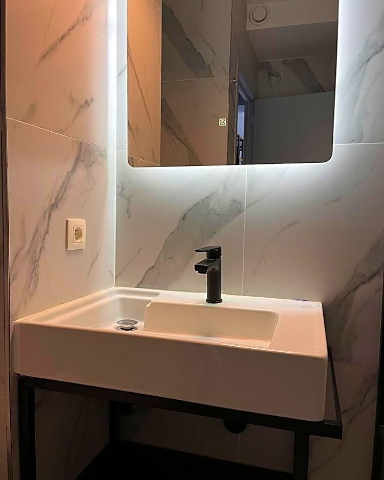 Hotel La Piece *