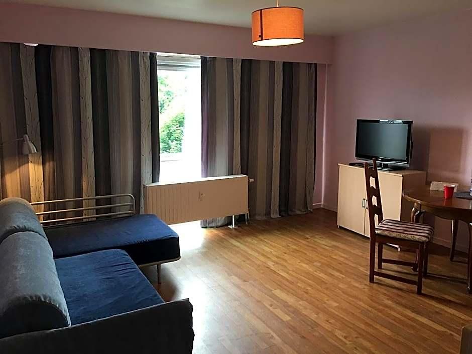 солнечная комфортная студия в андерлехт с лифтом Brussels