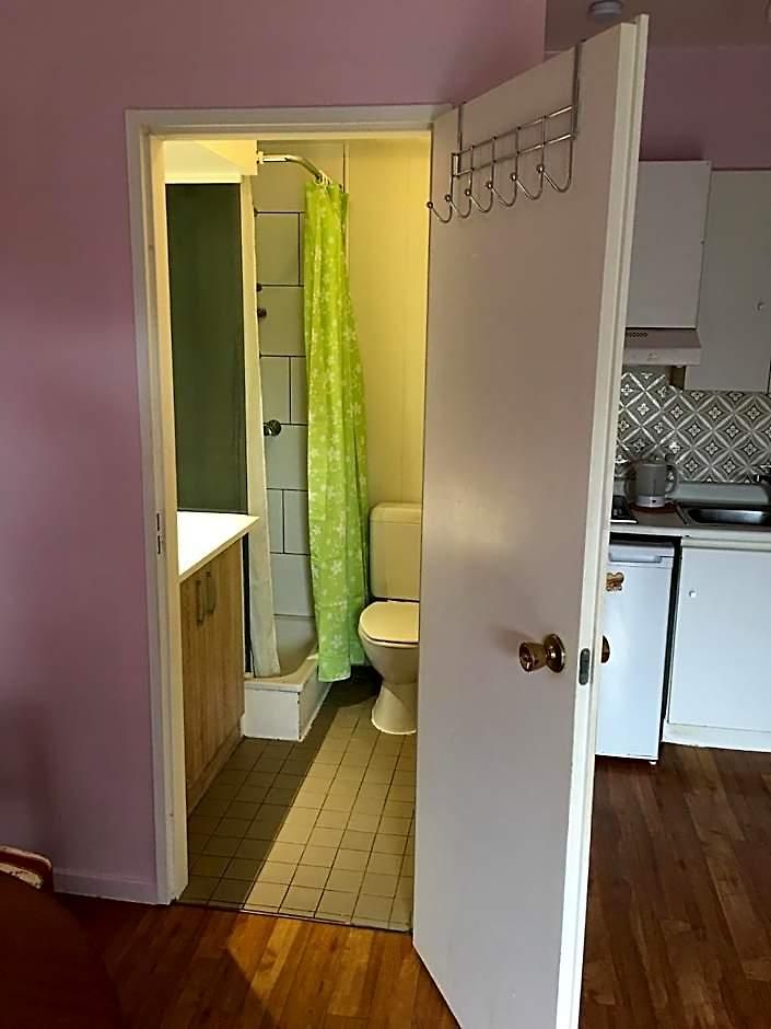 солнечная комфортная студия в андерлехт с лифтом Apartment *