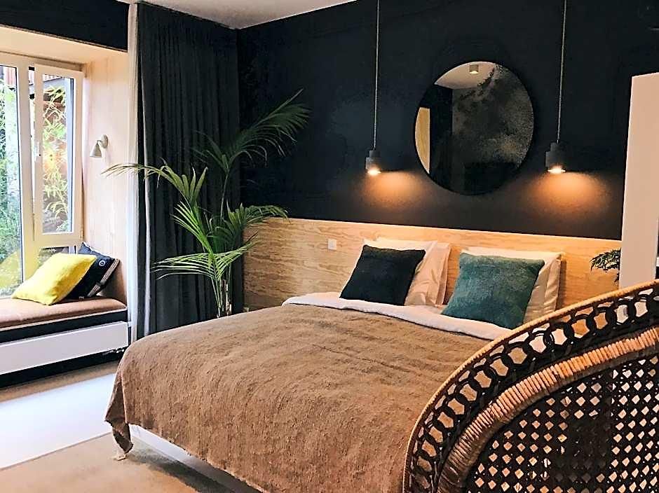 Hotel Latroupe Jardin Secret Brussels