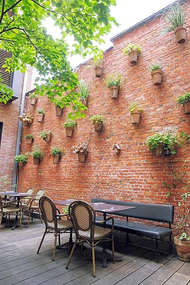 Hotel Latroupe Jardin Secret Brussels