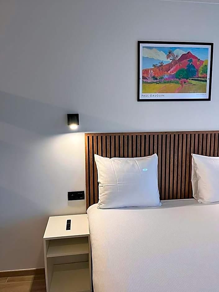 Hotel B-aparthotel Montgomery 4*